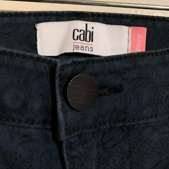 CAbi #3195 Skinny Floral Lace Paisley Blue Denim Jeans size 4 - Picture 9 of 9